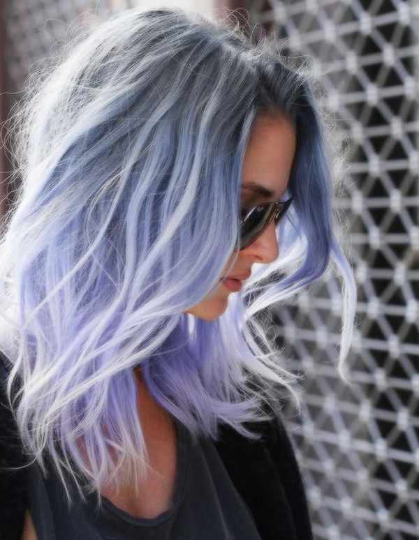 Фиолетовые волосы с серой основой фото