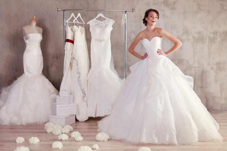 Разнообразие свадебных платьев