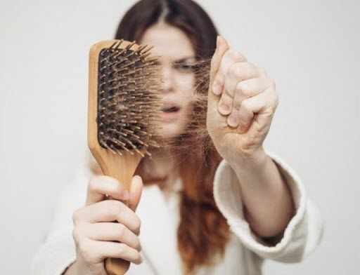 Как остановить выпадение волос: 5 главных советов