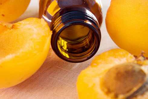 Способы применения абрикосового масла