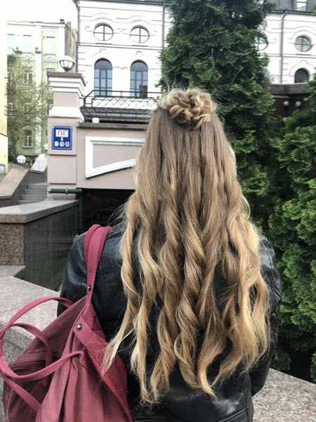 Красивое плетение на длинные волосы: фото 2021